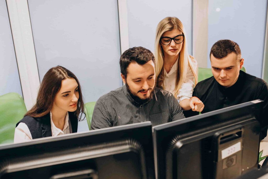 Top 10 Ways To Unlock Business Growth With Microsoft 365 Training Services